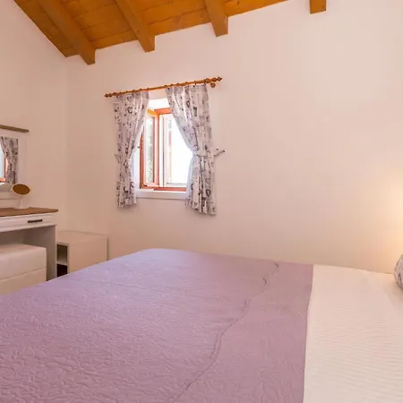 Ferienhaus Lovely In Stankovci (Zadar)