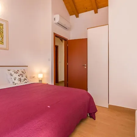 Lovely In Ferienhaus *
